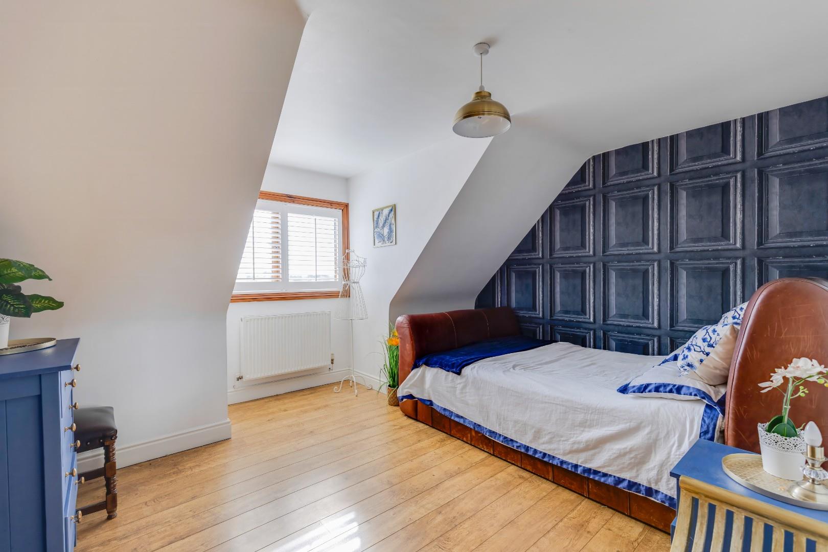 11 Oakmead Road, Llanharan, Pontyclun, Rhondda Cynon Taff, CF72 9FB
